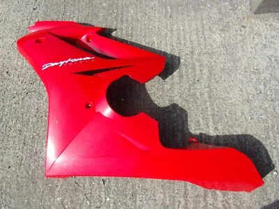 TRIUMPH DAYTONA 675 2006-2012 ЛЕВЫЙ БОКОВОЙ ОБТЕКАТЕЛЬ НИЖНЯЯ ПАНЕЛЬ КОРПУСА НЕ КОПИЯ - Изображение 1 из 4