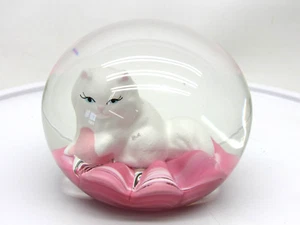 Vintage Joe St Clair Cat Kitten Ball Yarn Sulphide Paperweight Glass Pink 3.7" - Picture 1 of 8
