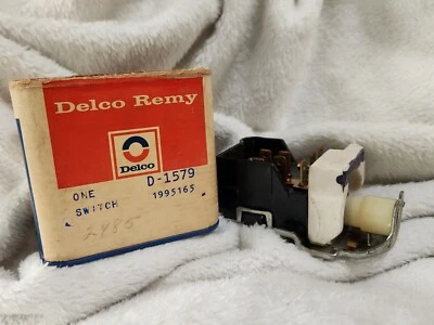 NOS 1964-67 CADILLAC DEVILLE ELDORAD 1968 IMPALA CAPRICE HEADLAMP SWITCH 1995165 - Image 1 of 4