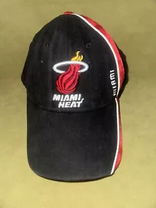 Cappello snapback vintage Miami Heat Elevation logo scritta nero berretto NBA - Foto 1 di 6