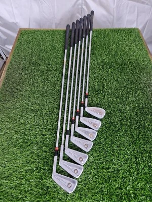 Slazenger Jonny Miller Californian Irons 5-9 + SW - Regular Flex Steel Shafts RH - Image 1 of 4