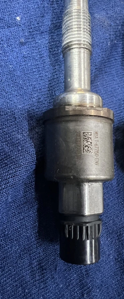 Vauxhall Glow Plugs MYAT-67121-ENV - Image 1 of 1