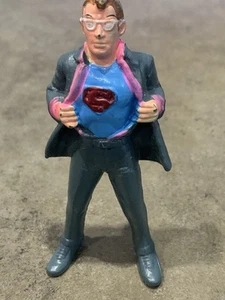 Modellino Chemtoy Clark Kent to Superman 4" DC Comics Supereroi Vintage 1974 - Foto 1 di 3