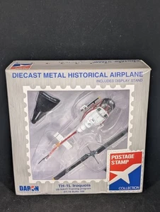 Daron TH-1L Irokesen Briefmarkensammlung Druckguss Metall historisches Flugzeug - Bild 1 von 5