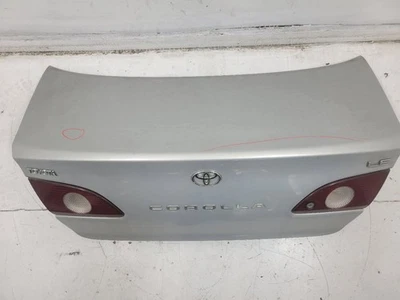 Tapa de maletero Toyota Corolla 2001-2002 - ópalo metálico plateado Foto 1 de 4