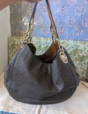 MICHAEL KORS FULTON SHOULDER HANDBAG NAVY BLUE LOGO SIGNATURE GOLD HARDWARE - Image 1 of 4