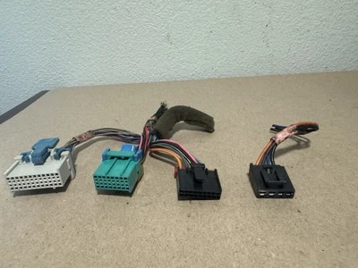 02 03 04 GMC Envoy XL Left Driver Side Master Power Window Switch Harness Plug - Image 1 of 4