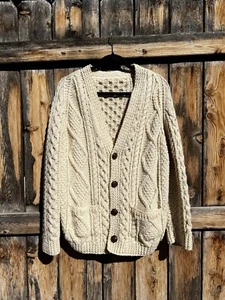 Vintage Hand Knit Blarney Handcrafts Ltd Irish Wool Cable Cardigan Sweater Cream - Picture 1 of 6