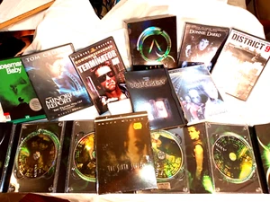 12 DVDs - Markenebene Sci-Fi Film DVDs (Alien, Terminator, toller Mix etc.) - Bild 1 von 1