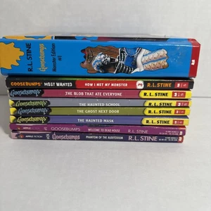 Lot of 8 Goosebump Paperback (1 Hardcover) Books by R.L. Stine Scholastic Apple - Picture 1 of 8