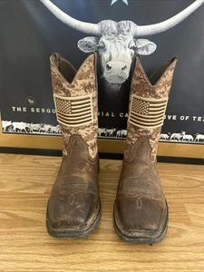 ARIAT Arbeitsstiefel Workhog Patriot Herren Größe 12 EE Braun Tarnmuster USA-Flagge 10023100 - Bild 1 von 14