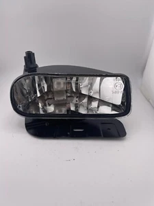 Fog Light Front Driver Side 2002-06 Cadillac Escalade OEM Original GM P#32009 - Picture 1 of 7