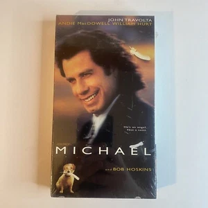 Michael (VHS, 1997) - Rare Factory Sealed Warner - Vintage John Travolta - New - Imagen 1 de 12