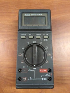 Fluke 27/FM Multimeter - Picture 1 of 7