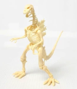 Godzilla Skeleton 4" Figure Bone Color Capsule Toy HG Gashapon 2021 Bandai - Picture 1 of 4