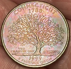 Hermosa moneda brillante en tono arco iris #53 1999-D Connecticut State Quarter - Imagen 1 de 12