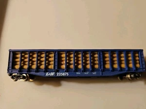 ATLAS N SCALE  PULPWOOD CAR  Louis & Nashville  WITH WOOD LOAD.  - Picture 1 of 5