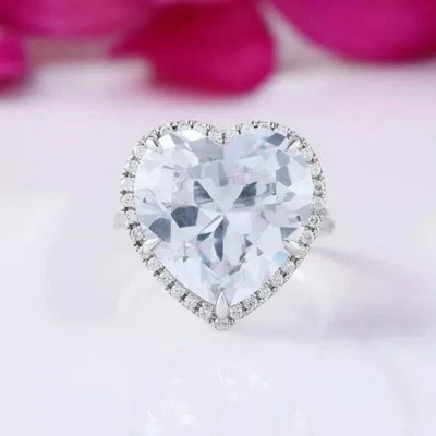 RARO anello in argento 925 con diamanti bianchi trattati solitario taglio... - Immagine 1 di 4