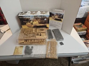 Campo de centeno 1/35 M1A2 SEP Abrams TUSK I / TUSK II / M1A1 COLMILLO *3 en 1* #RM-5004   - Imagen 1 de 6