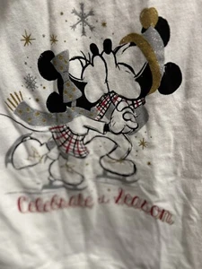 Disney Parks Mickey Mouse & Minnie Mouse EISLAUFEN URLAUB WEISSER HOODIE SM Neu mit Etikett - Bild 1 von 7