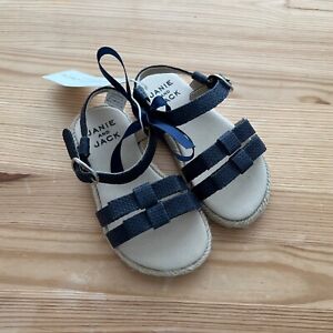 NWT JANIE AND JACK Dark Navy Bow Sandals Size 6 Toddler