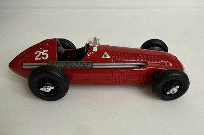 TOGI - ALFA ROMEO 159 - N°4 ESCALA ALFA ITALIA Foto 1 de 4