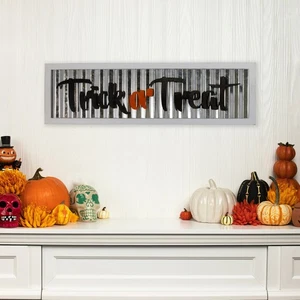Letrero de pared de madera de Halloween Northlight 27,5" plateado blanco angustia "truco o trato" - Imagen 1 de 5