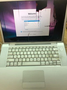 MacBook Pro 15" A1211 2006 - Core 2 Duo, 2 GB RAM, 100 GB HDD - Foto 1 di 5
