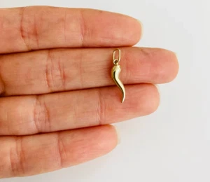 10K Real Yellow Gold 3D Italian Horn 18mm / 0.7" Cornicello, Chili, Pendant- G59 - Picture 1 of 7