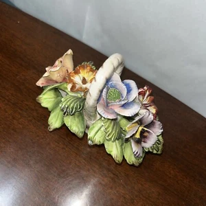 VINTAGE SORRENTO by ARNART FLORAL BASKET CAPODIMONTE STYLE - Numbered 33/336 - Picture 1 of 11