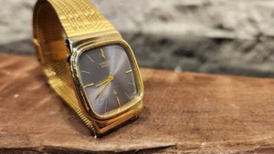 Reloj Citizen Tank Hombre - Dorado/Acero Inoxidable/Limpio y Funcionando - Imagen 1 de 5