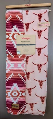 Wrangler Blanket Western PINK BULL HORNS COW SKULL/ SOUTHWESTERN Thick & Plush  - Image 1 of 4