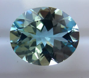 NATURAL 4,42ct!! AQUAMARINA FACETADA EXPERTA EN ALEMANIA + CERTIFICADO INCLUIDO - Imagen 1 de 2