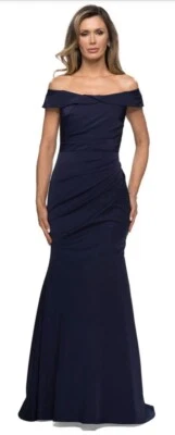 Новый с Ярлыками La Femme с открытыми плечами Sz 20 собранными в Рюш атласная труба платье темно-синий - Изображение 1 из 4