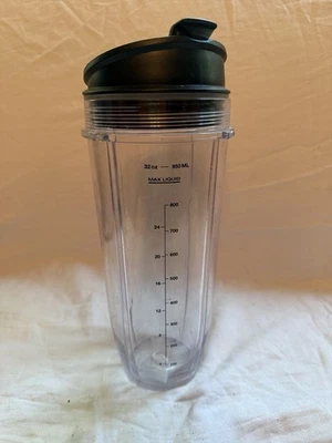 Nutri Ninja 32 oz Cup with Sip/Seal Lid for BL641 BL641 BL642 BL680A BL682 BL685 - Image 1 of 2