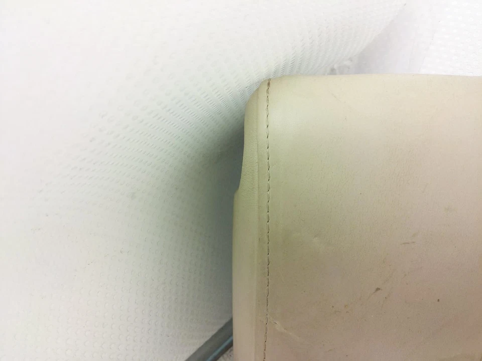 2002-2005 Lexus Is300 Center Console Arm Rest 58905-53050-A0 - Image 1 of 4