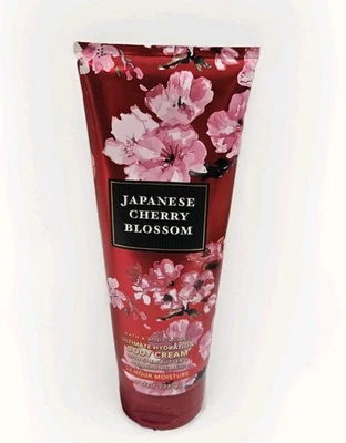 Crema corporal hidratante Bath & Body Works Japanese Cherry Blossom 24 horas 8 oz Foto 1 de 3