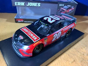 V9-41 Erik Jones #20 Craftman - 2019 Toyota Camry #142 / 505 - Bild 1 von 9