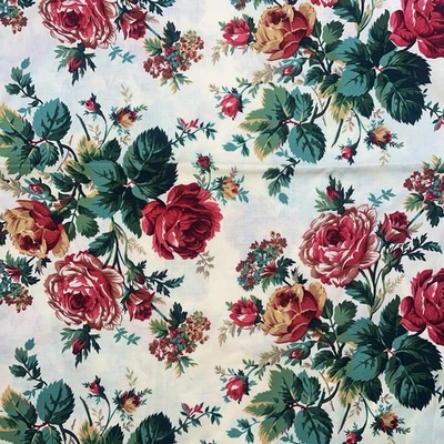 Roses on Yellow by Faye Burgos for Marcus Brothers - Vintage Print - 1 Yard - Image 1 of 3