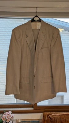 Terno, blazer e calça vintage Christian Dior bege duas peças - Imagem 1 de 4