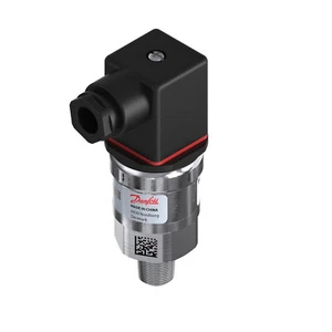 DANFOSS 060G2101 Pressure Transmitter New - Picture 1 of 4