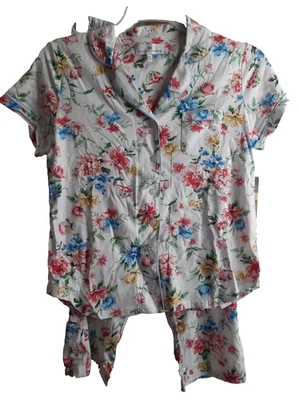-KAREN NEUBURGER PAJAMAS IVORY BLUE FLORAL COLLAR BUTTON FRONT & LONG PANTS PS - Image 1 of 4