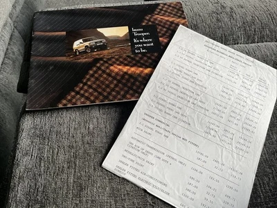 Isuzu Trooper  1992-1995 UK Market Sales Brochure And Price List - Image 1 of 4