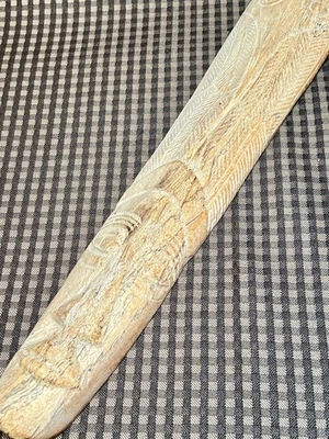 17英寸手工雕刻木质提基面具部落原始雕塑牌民间艺术 — 第 1/4 张图片