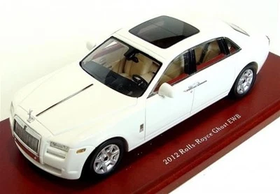 1:43 Truescale Rolls Royce Ghost Ewb English White 2012 TSM134349 Model - Image 1 of 2