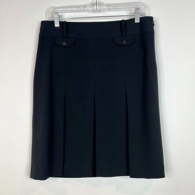 Minifalda plisada Ann Taylor LOFT talla 10 negra minimalista forrada trabillas para cinturón Foto 1 de 4