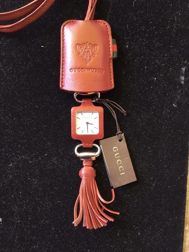 Rara Bellissima Collana Orologio Gucci Mu Acciaio E Pelle Nuova