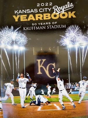 2022 KANSAS CITY ROYALS K.C. YEARBOOK MLB PROGRAM GEORGE BRETT BASEBALL 198 PG - Image 1 of 2