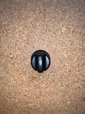 89-94 Ford Ranger / Explorer , Heater , A/C Fan Control Knob / Button/ Control - Image 1 of 3