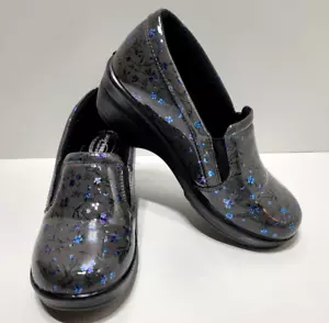 Easy Works By Easy Street Leeza Floral Size 7.5M Arch Support Clogs/Shoes - Picture 1 of 9